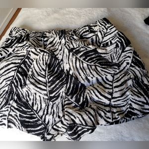 Cynthia Rowley linen shorts L